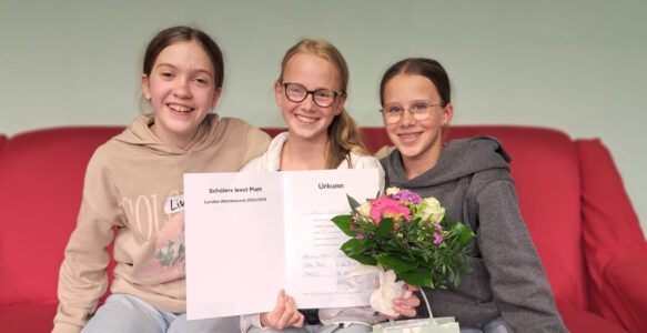 “Schölers leest Platt” – Ein Plattdeutschwettbewerb mit Line Krause