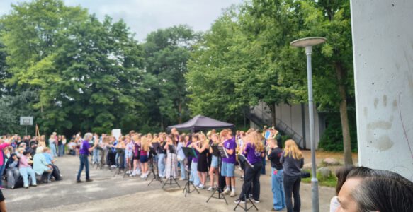 Peter-Ustinov Schule – 35 Jahre bunte Vielfalt