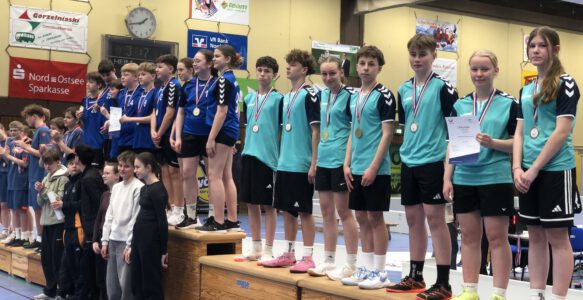 Die PUS ist Vize-Landesmeister im Floorball!