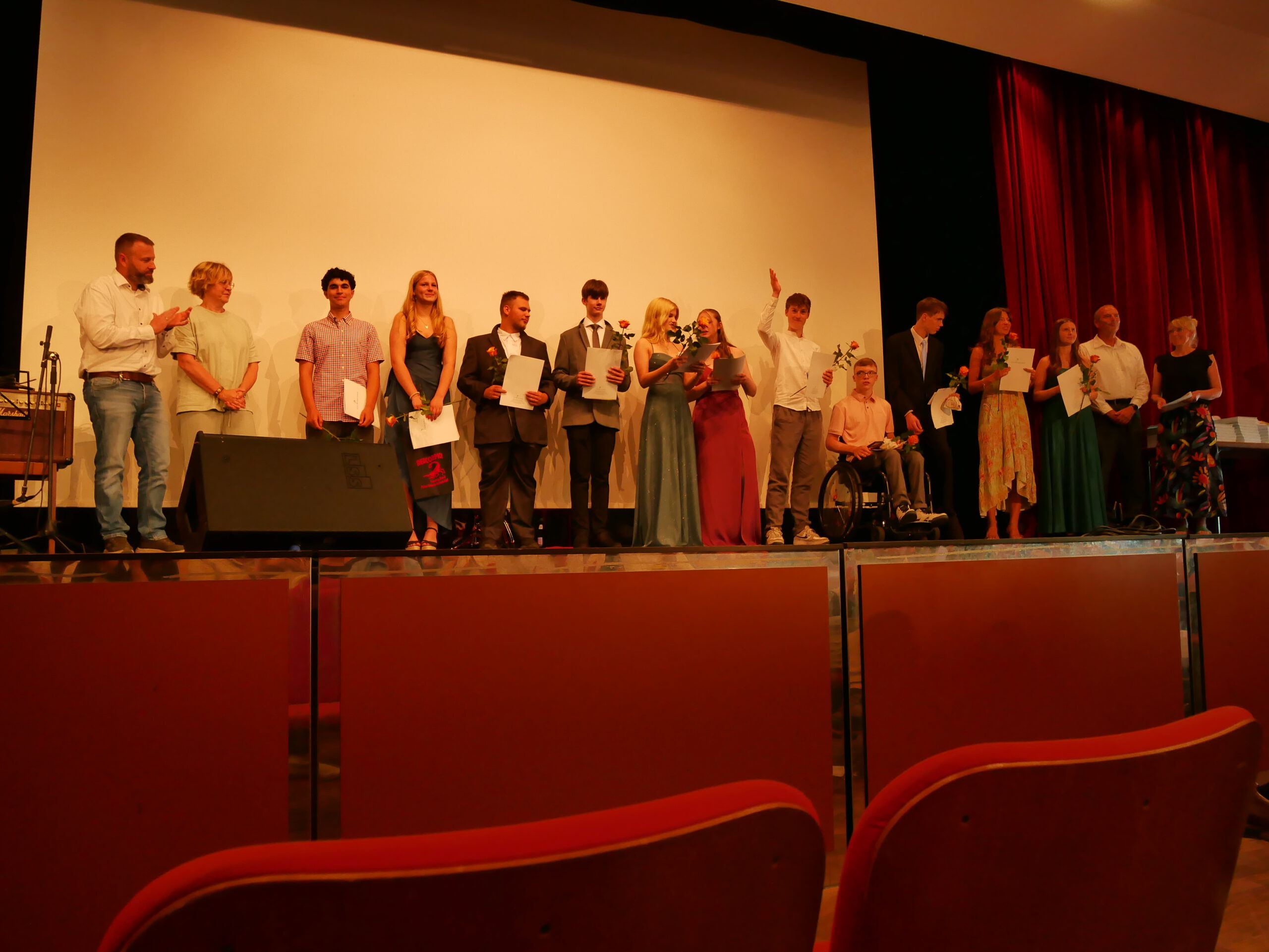 Ein feierlicher Abschied: Die Entlassfeier 2026 in der Stadthalle Eckernförde