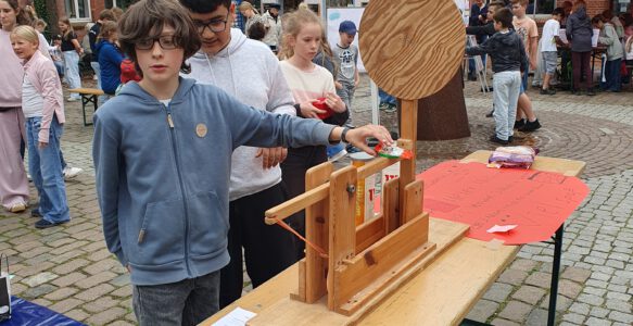 Gemeinsam für UNICEF – Markt der Möglichkeiten auf dem Rathausmarkt